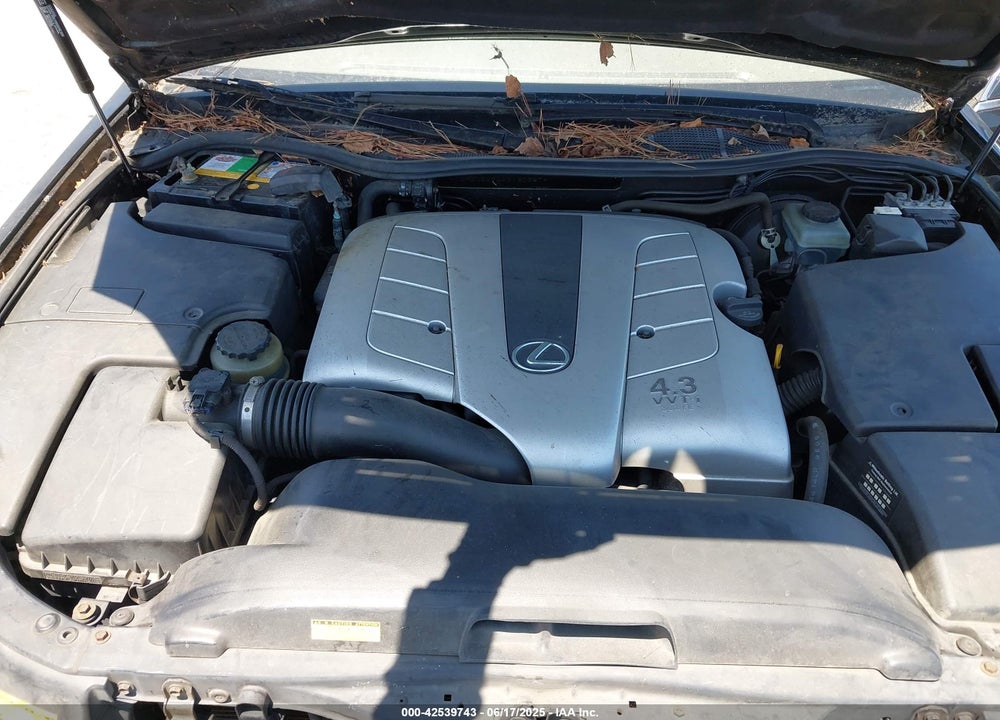 2004 LEXUS LS 430 VIN: JTHBN36F440130357