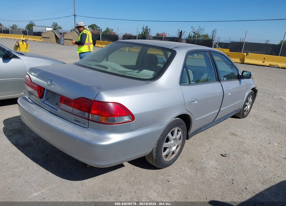 2002 HONDA ACCORD 2.3 EX/2.3 SE VIN: JHMCG66882C016679