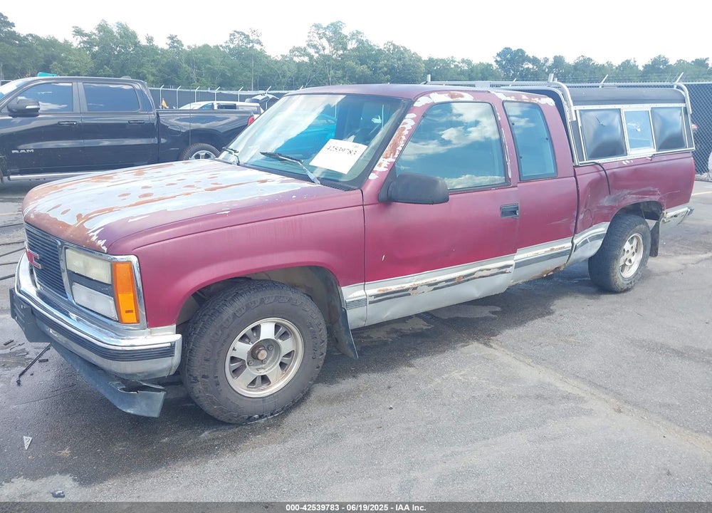 1993 GMC SIERRA C1500 VIN: 2GTEC19H5P1563720