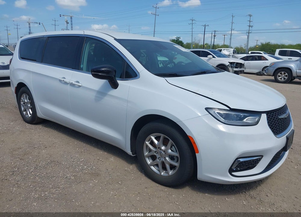 2024 CHRYSLER PACIFICA TOURING L VIN: 2C4RC1BGXRR145550