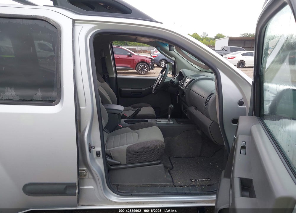 2005 NISSAN XTERRA S VIN: 5N1AN08U65C635741