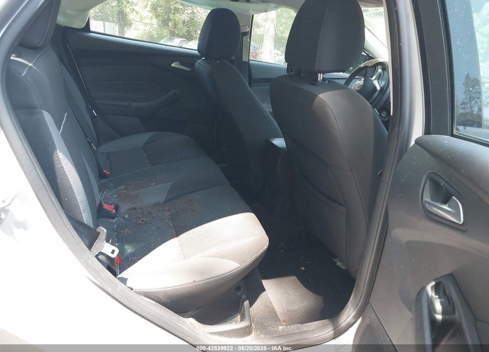 2014 FORD FOCUS VIN: 1FADP3K28EL276273