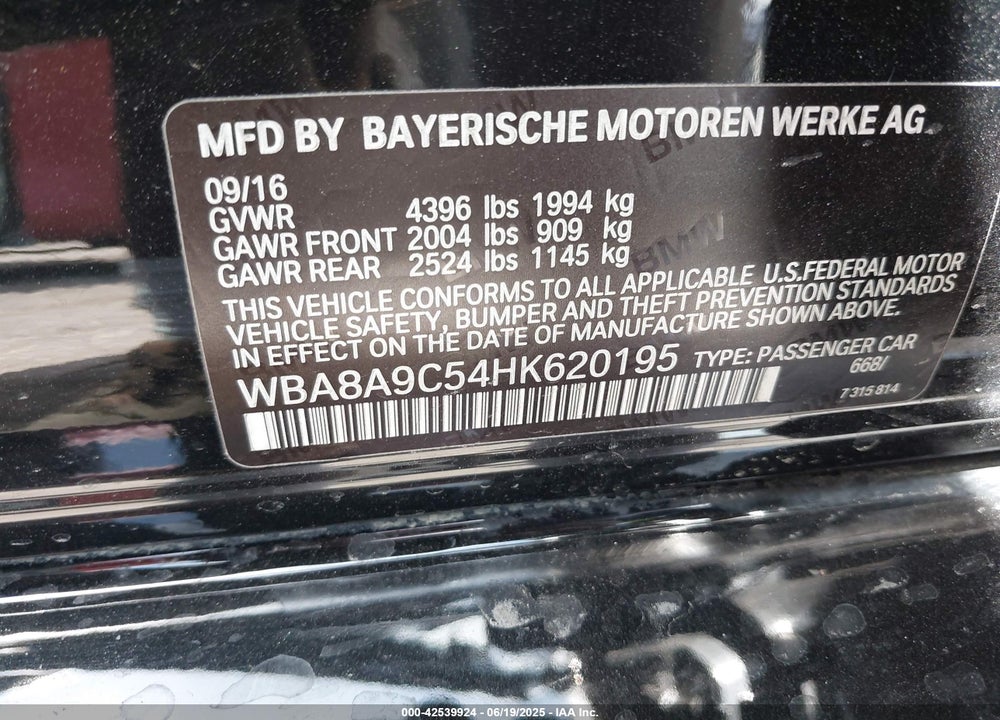 2017 BMW 3 SERIES VIN: WBA8A9C54HK620195