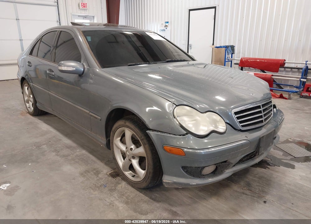 2005 MERCEDES-BENZ C 230 KOMPRESSOR SPORT VIN: WDBRF40J25F662008
