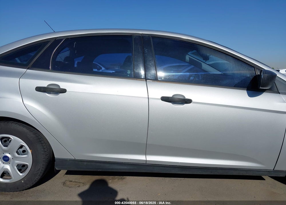 2012 FORD FOCUS VIN: 1FAHP3E22CL428834