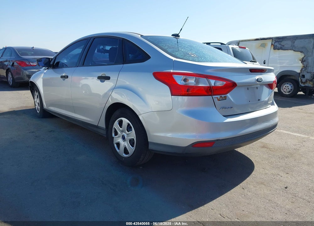 2012 FORD FOCUS VIN: 1FAHP3E22CL428834
