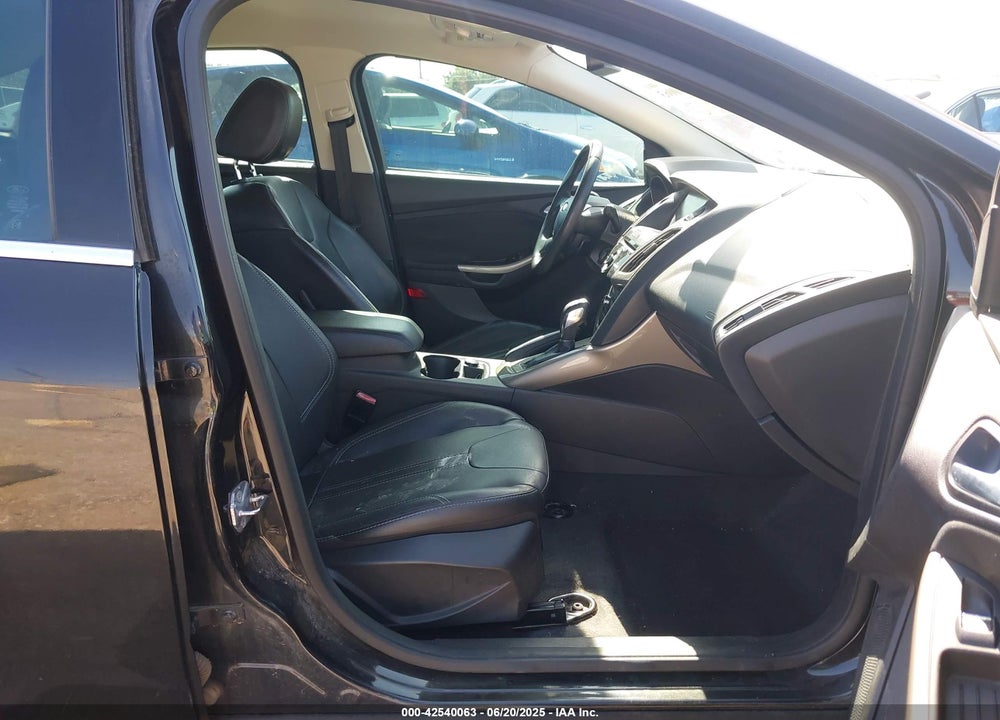 2012 FORD FOCUS VIN: 1FAHP3H28CL467746