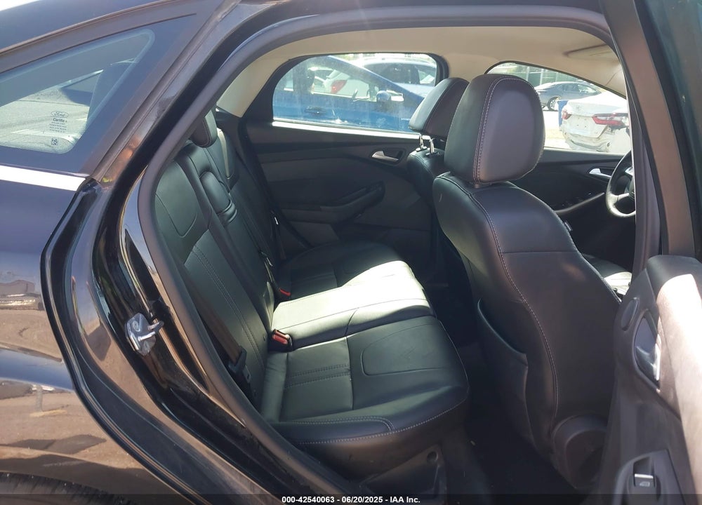 2012 FORD FOCUS VIN: 1FAHP3H28CL467746