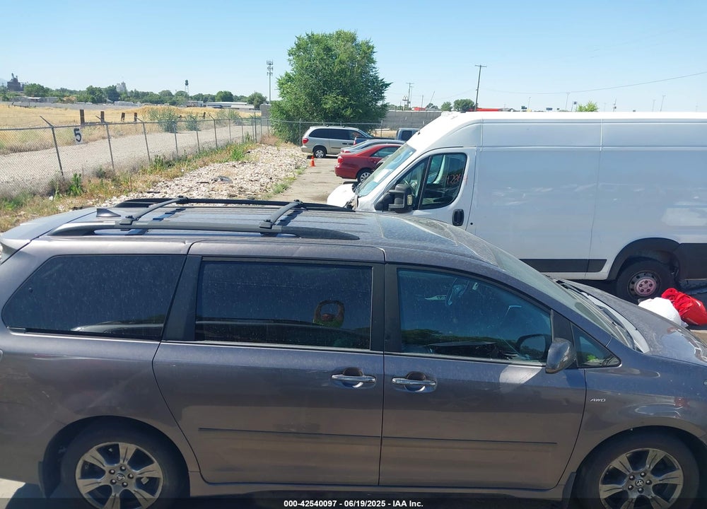 2019 TOYOTA SIENNA VIN: 5TDEZ3DC7KS223251