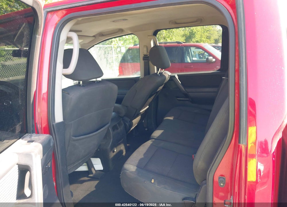 2011 NISSAN TITAN VIN: 1N6BA0EC1BN317541