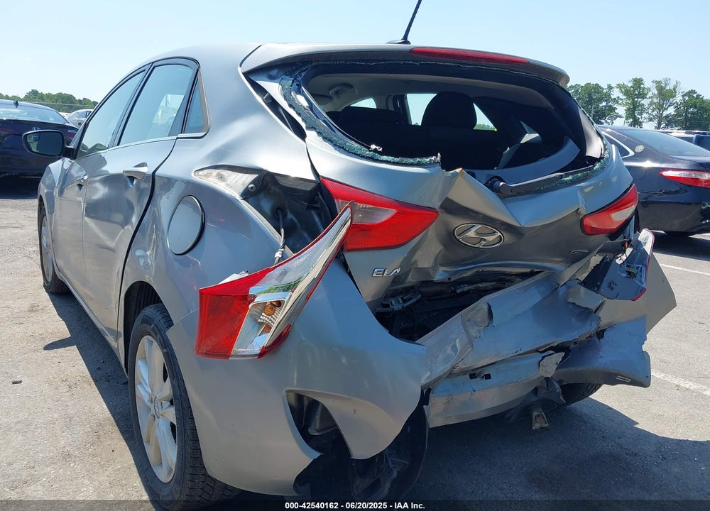 2014 HYUNDAI ELANTRA GT VIN: KMHD35LH4EU202813