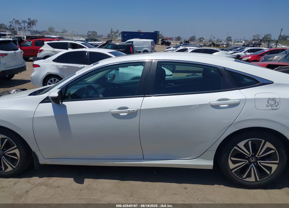 2017 HONDA CIVIC VIN: 2HGFC1F32HH655889
