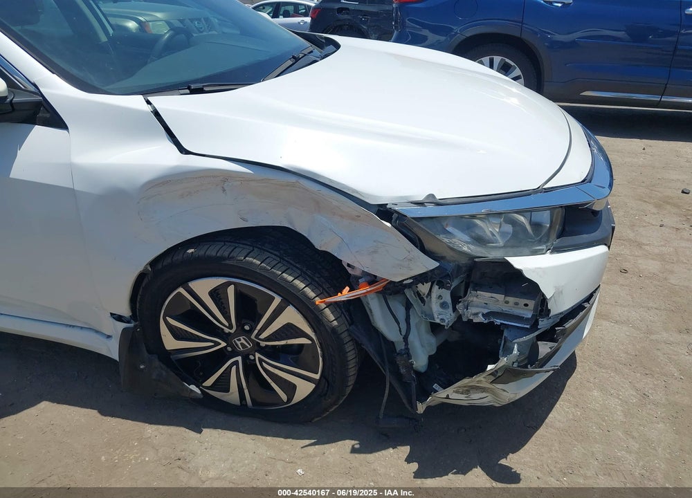 2017 HONDA CIVIC VIN: 2HGFC1F32HH655889