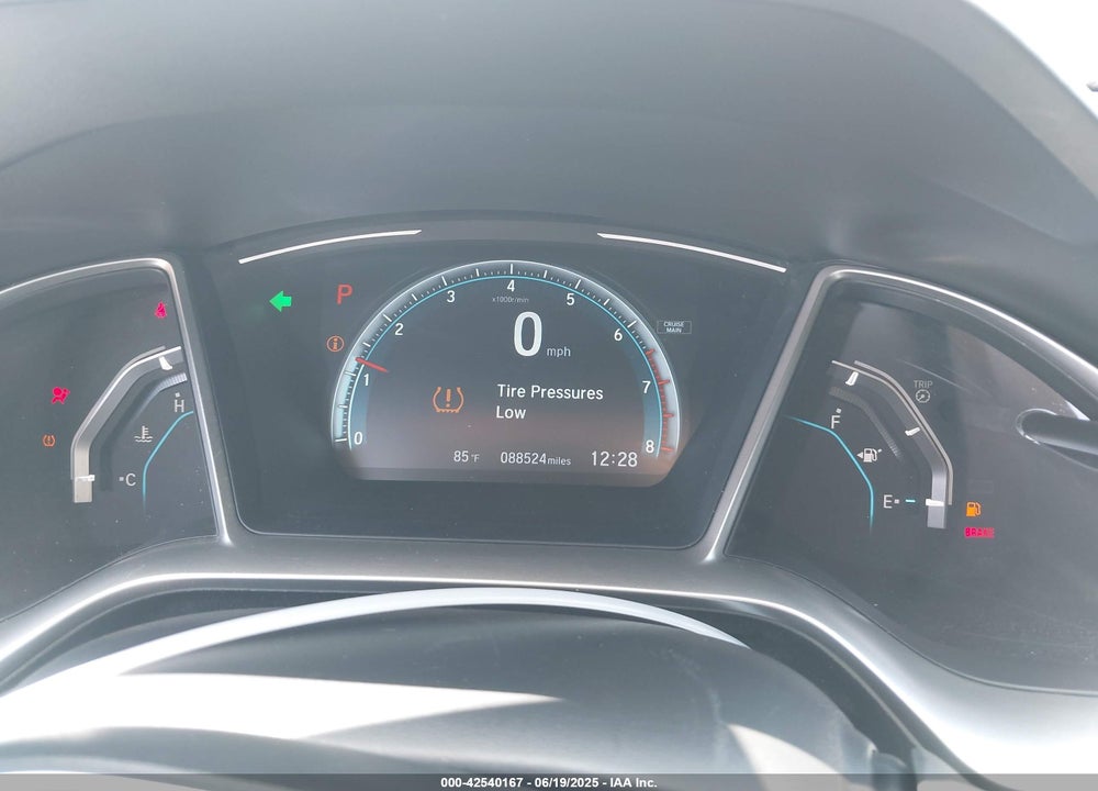 2017 HONDA CIVIC VIN: 2HGFC1F32HH655889