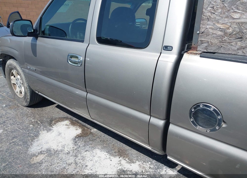 2001 CHEVROLET SILVERADO 1500 LS VIN: 1GCEC19V11Z308888