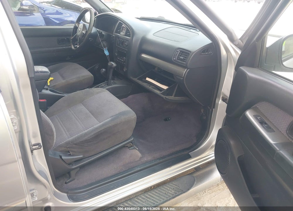 2004 NISSAN PATHFINDER SE VIN: JN8DR09Y64W915930