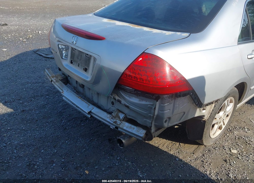 2006 HONDA ACCORD VIN: 1HGCM56786A138179