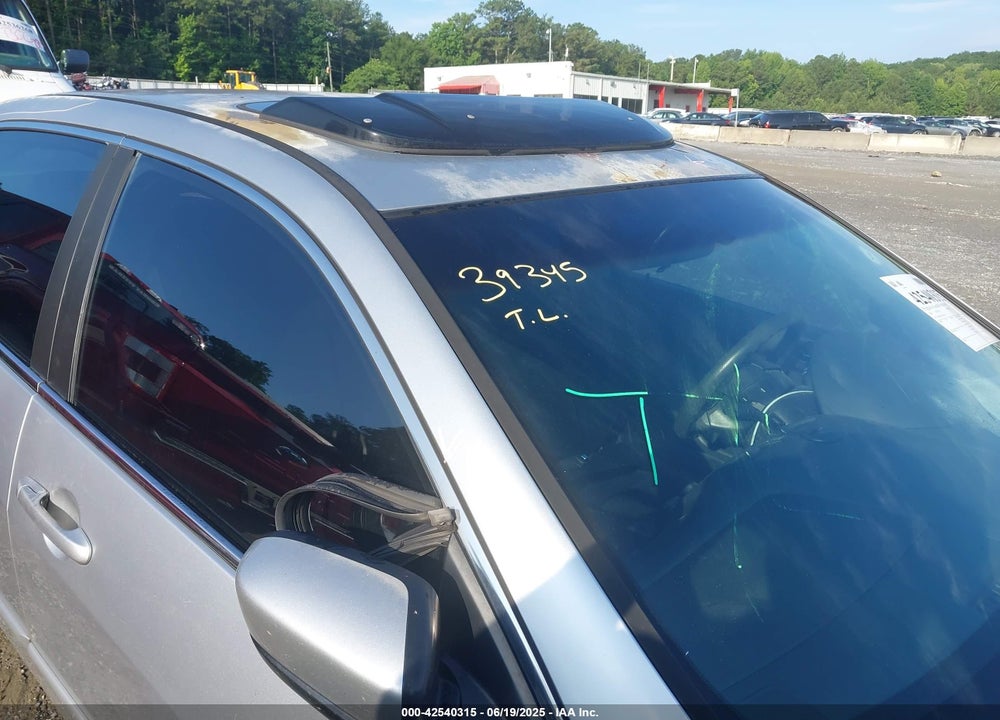 2006 HONDA ACCORD VIN: 1HGCM56786A138179