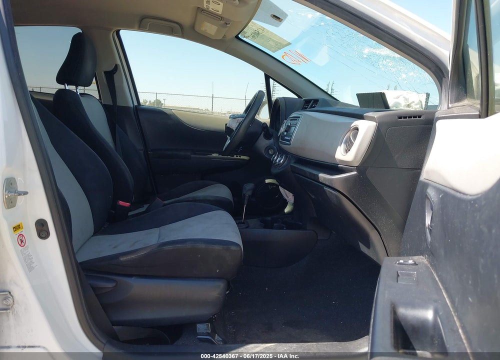 2013 TOYOTA YARIS LE VIN: JTDKTUD3XDD557041