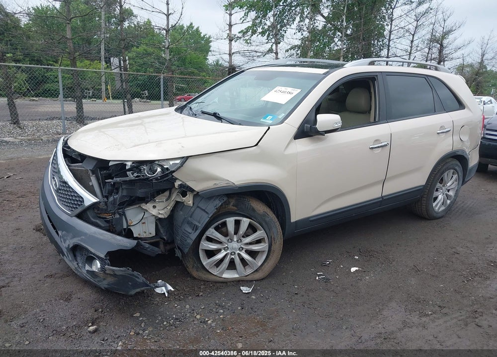 2011 KIA SORENTO VIN: 5XYKU4A26BG063539