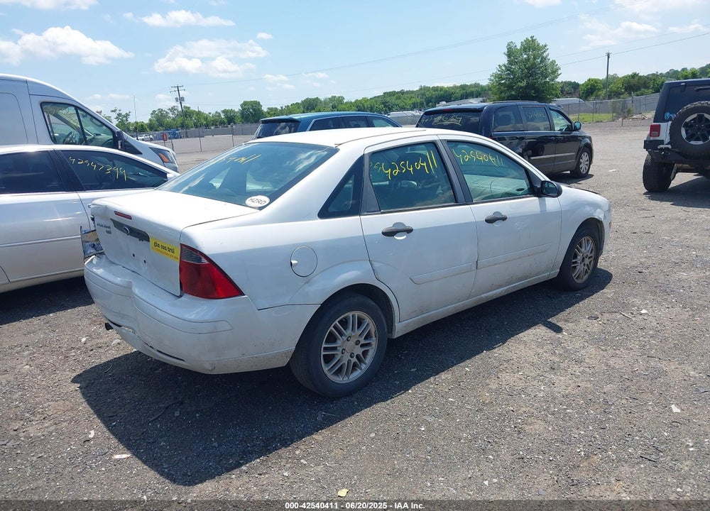 2007 FORD FOCUS VIN: 1FAFP34N47W183106