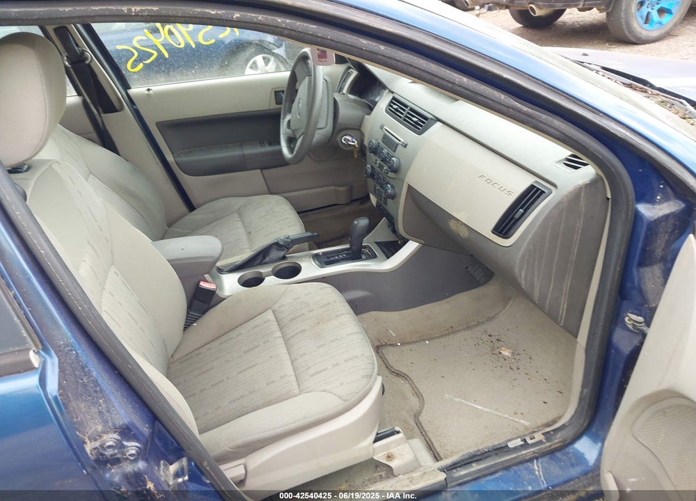 2008 FORD FOCUS SE/SES VIN: 1FAHP35N18W150167