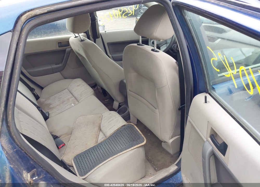 2008 FORD FOCUS SE/SES VIN: 1FAHP35N18W150167