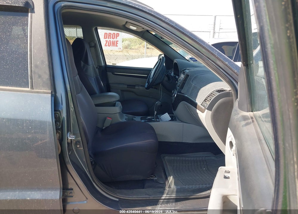 2008 HYUNDAI SANTA FE GLS VIN: 5NMSG13D28H202553