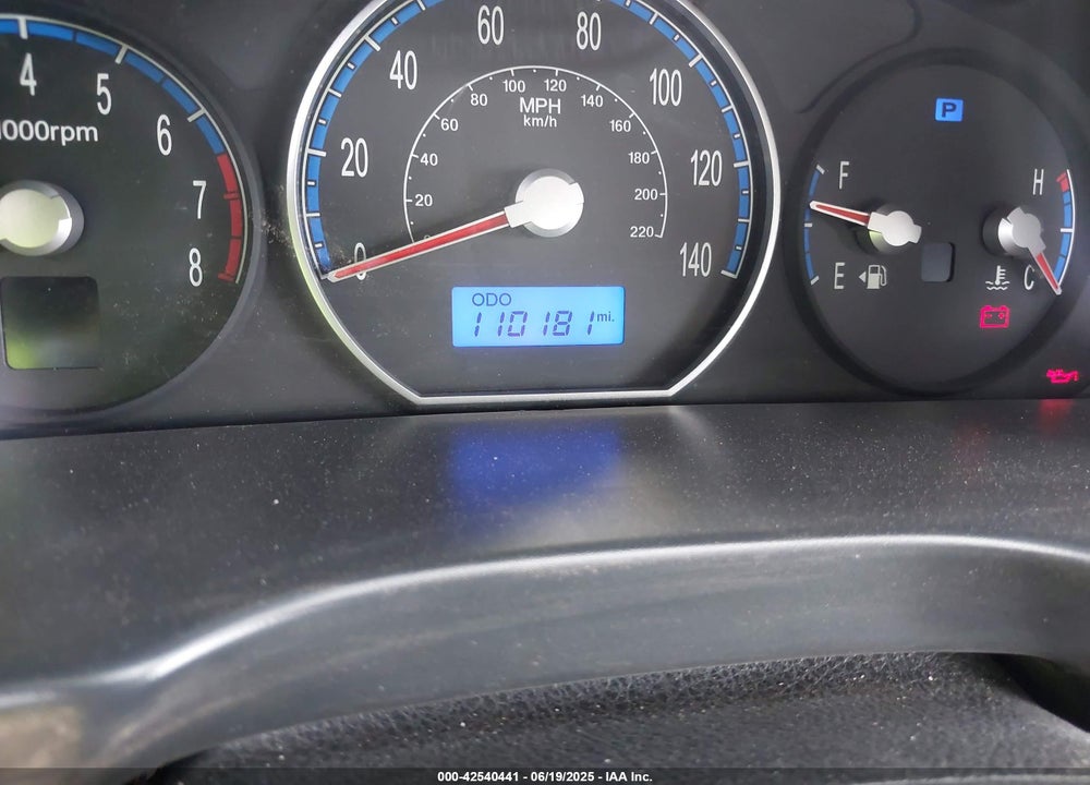2008 HYUNDAI SANTA FE GLS VIN: 5NMSG13D28H202553