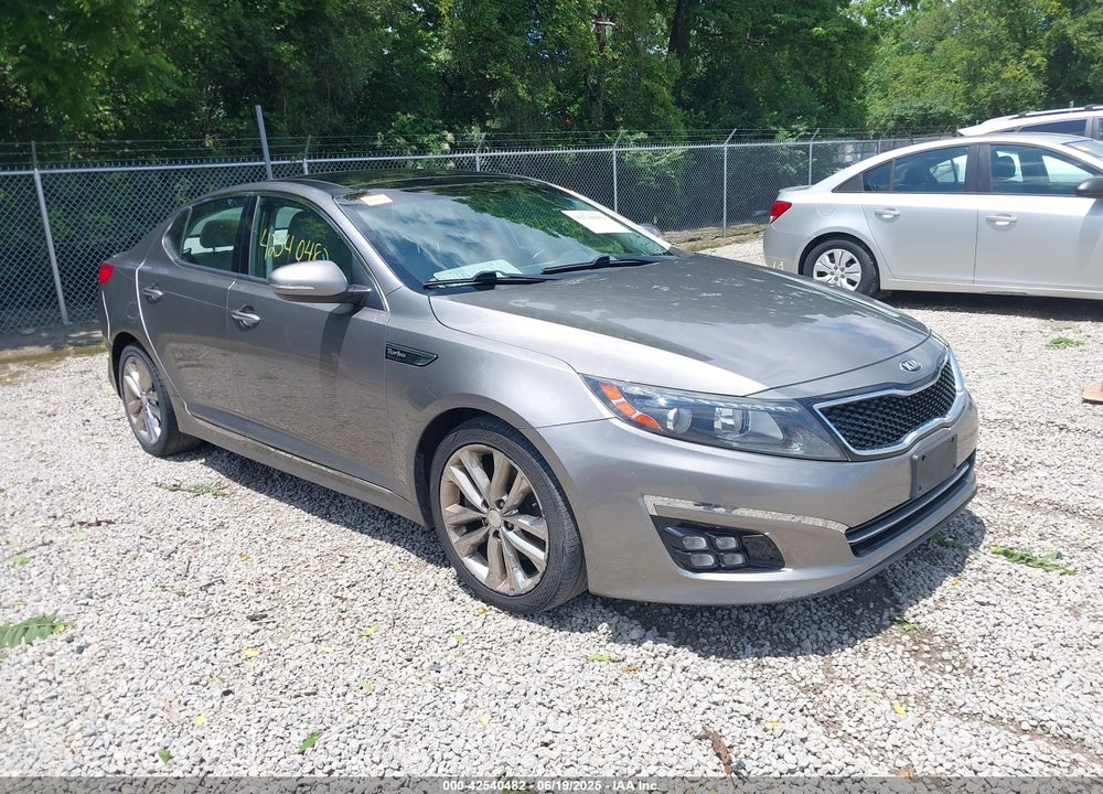 2015 KIA OPTIMA SXL TURBO VIN: 5XXGR4A66FG424451