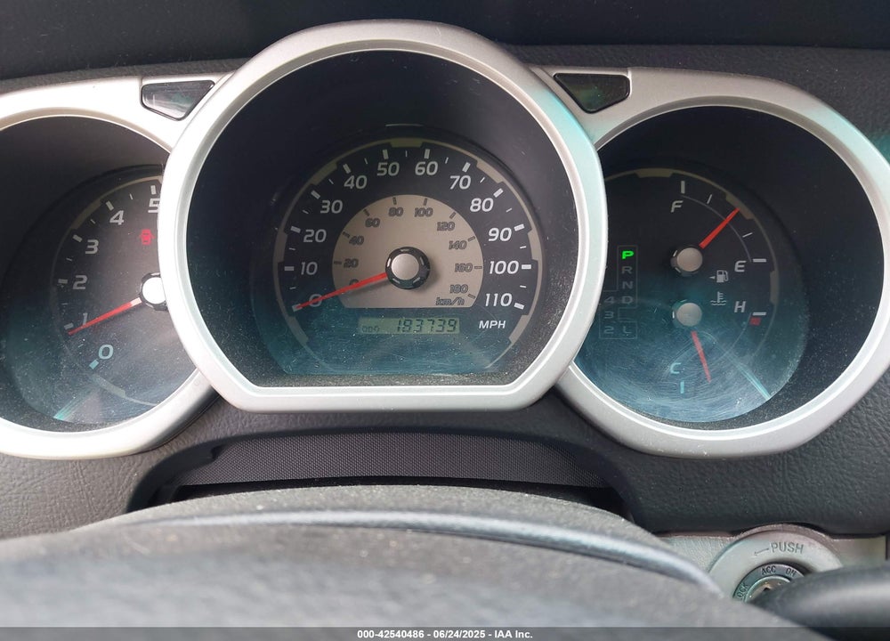 2003 TOYOTA 4RUNNER SR5 SPORT V8 VIN: JTEBT14R730010068