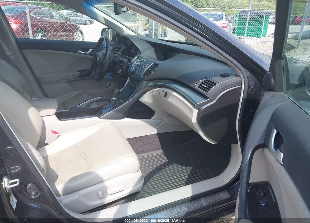 2012 ACURA TSX VIN: JH4CU2F46CC002120