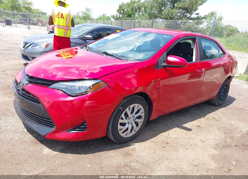 2018 TOYOTA COROLLA LE VIN: 2T1BURHE7JC105479