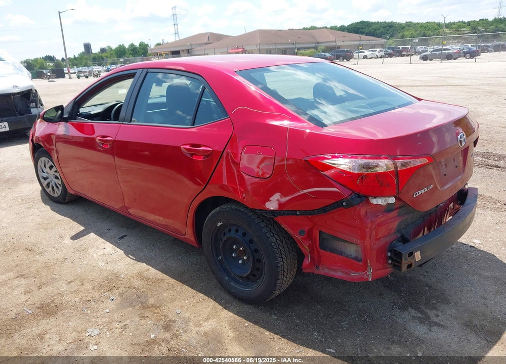 2018 TOYOTA COROLLA LE VIN: 2T1BURHE7JC105479