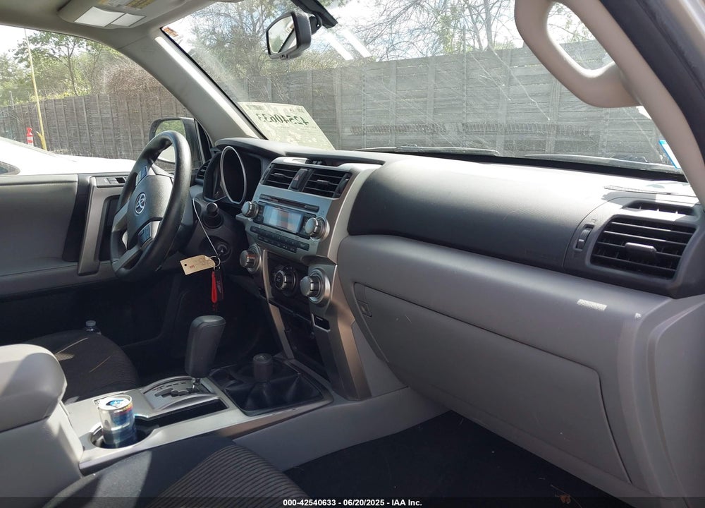 2011 TOYOTA 4RUNNER SR5 V6 VIN: JTEBU5JR8B5072315