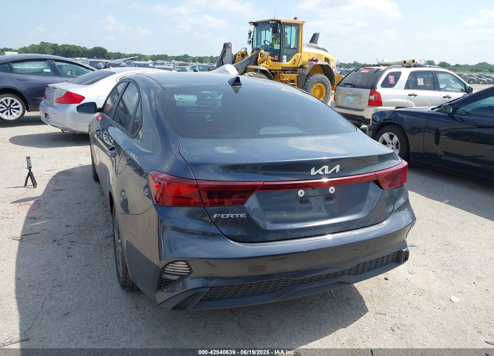 2024 KIA FORTE VIN: 3KPF24AD5RE738846