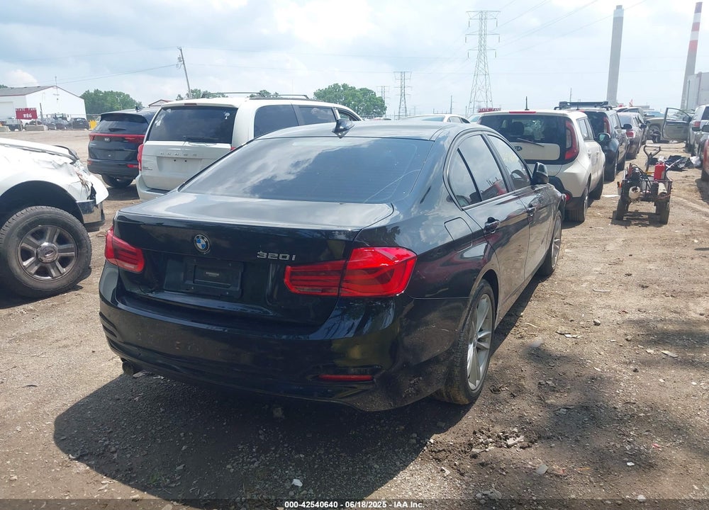 2017 BMW 3 SERIES VIN: WBA8A9C35HK620558