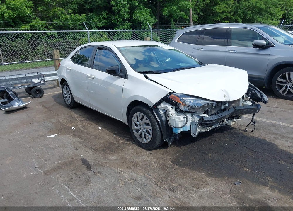 2018 TOYOTA COROLLA LE VIN: 5YFBURHE2JP830200