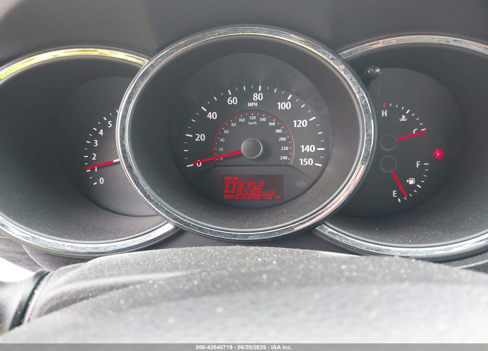 2011 KIA SORENTO EX V6 VIN: 5XYKUDA24BG006904