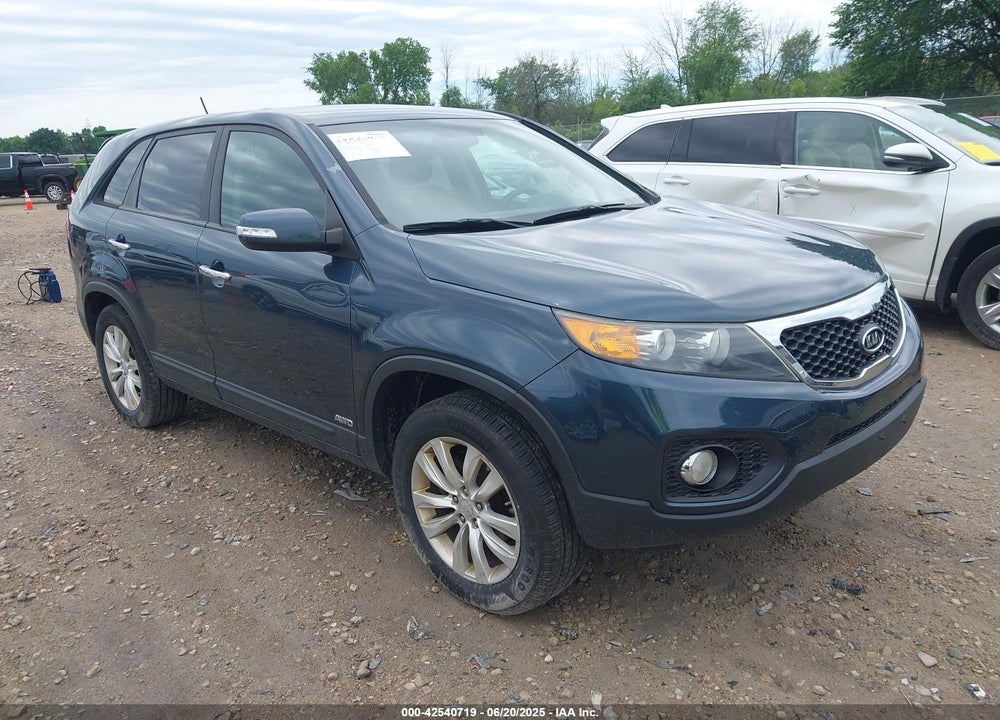 2011 KIA SORENTO EX V6 VIN: 5XYKUDA24BG006904