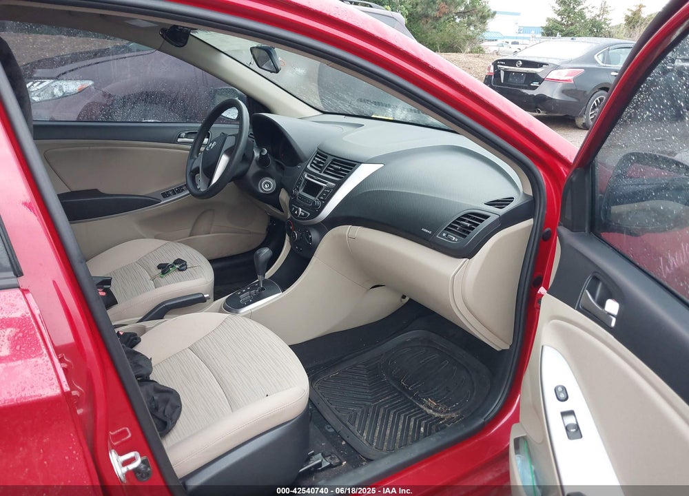 2016 HYUNDAI ACCENT VIN: KMHCT4AE2GU136070