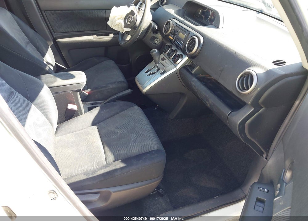 2012 SCION XB VIN: JTLZE4FE2CJ019915