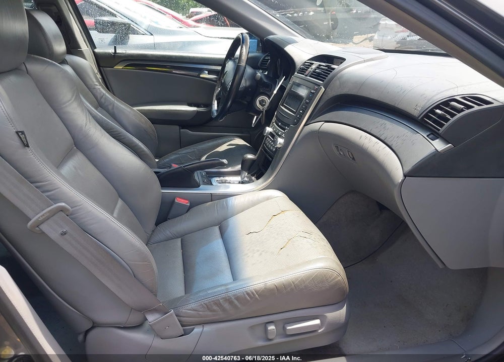 2005 ACURA TL VIN: 19UUA66265A015860