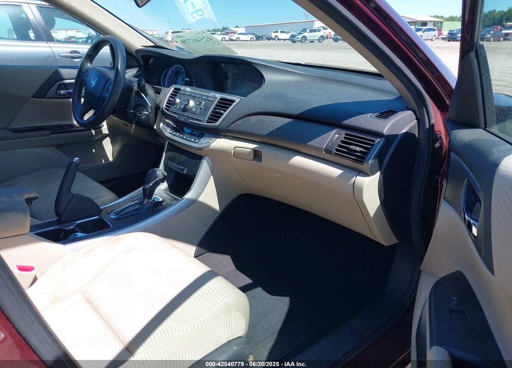 2015 HONDA ACCORD LX VIN: 1HGCR2F31FA161025