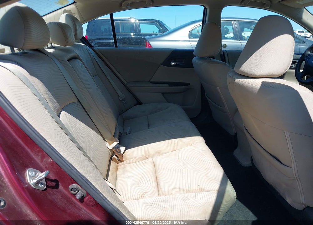 2015 HONDA ACCORD LX VIN: 1HGCR2F31FA161025