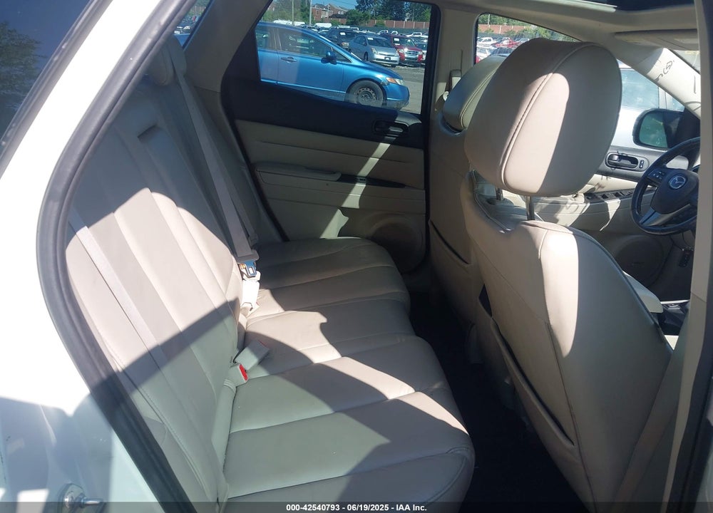 2011 MAZDA CX-7 VIN: JM3ER2CM8B0377465