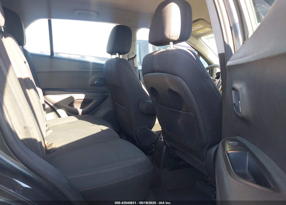 2020 CHEVROLET TRAX VIN: 3GNCJKSB4LL220258