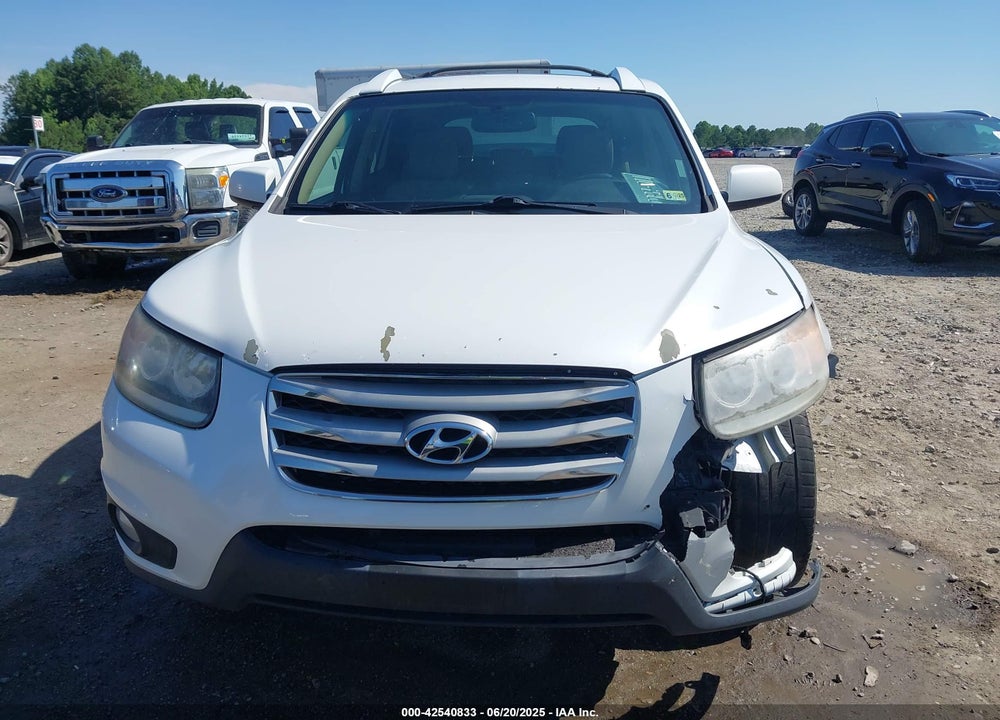 2012 HYUNDAI SANTA FE VIN: 5XYZK4AG9CG104117