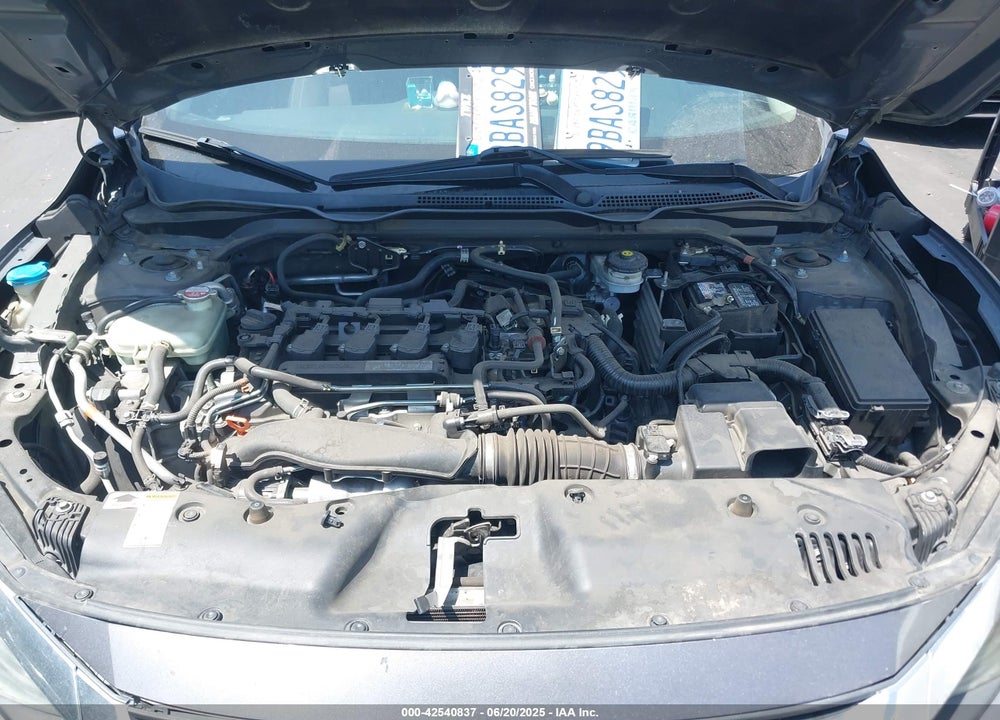 2018 HONDA CIVIC VIN: 2HGFC1F38JH641159