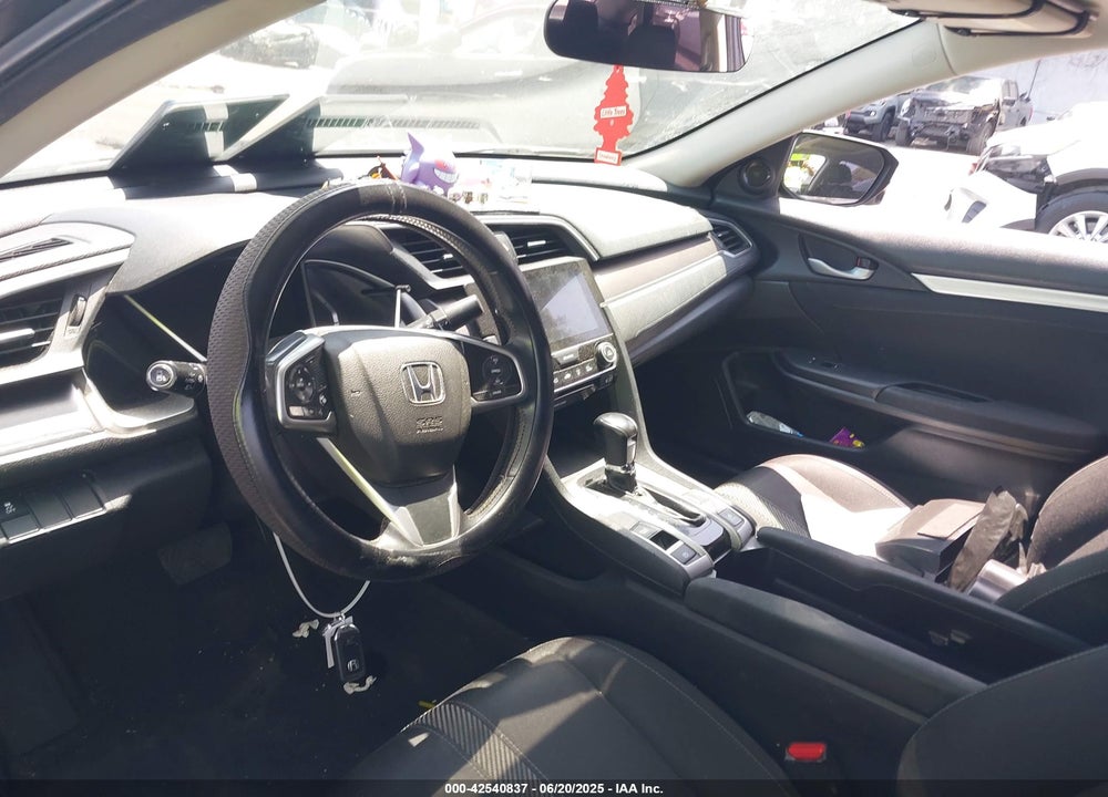2018 HONDA CIVIC VIN: 2HGFC1F38JH641159